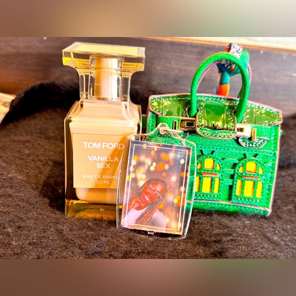 NWT PAIR OF Custom made double sided key holder/ bag charm - Picture 10 of 10